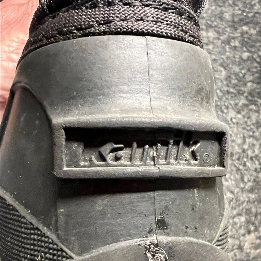 Kamik Black Snow Boots with Drawstring.  Good condition. Believed to be a 3